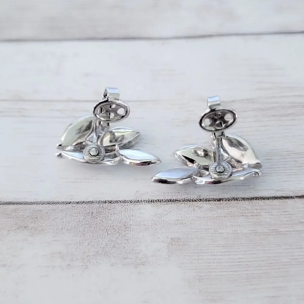 Trifari vintage clip